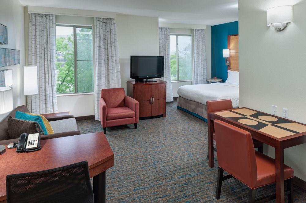 By Marriott Chicago Forest/mettawa 3* Mettawa