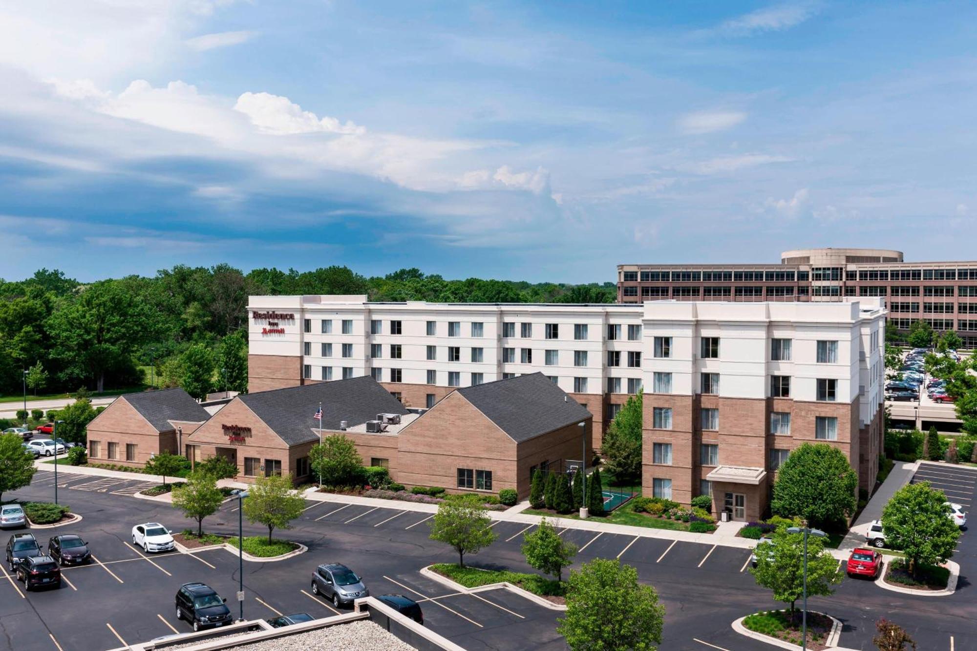 By Marriott Chicago Lake Forest/mettawa Hotel Mettawa
