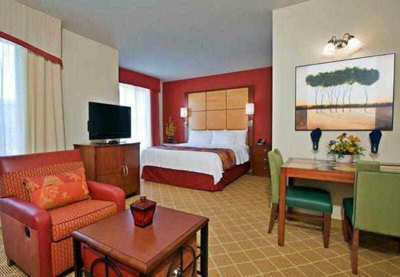 By Marriott Chicago Forest/mettawa 3* Mettawa