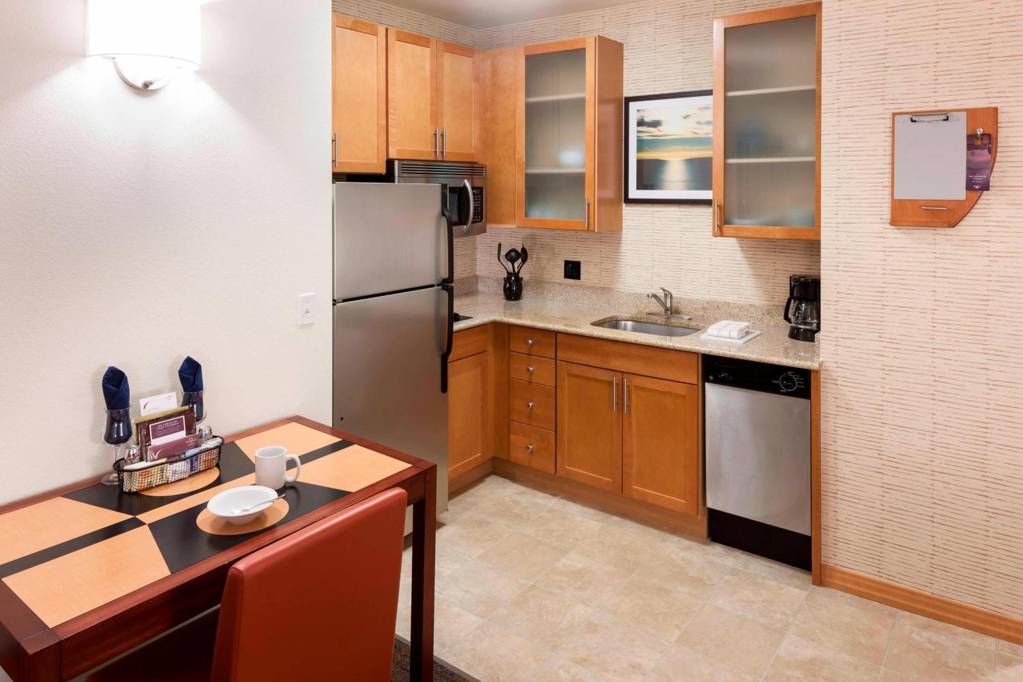 By Marriott Chicago Forest/mettawa Mettawa