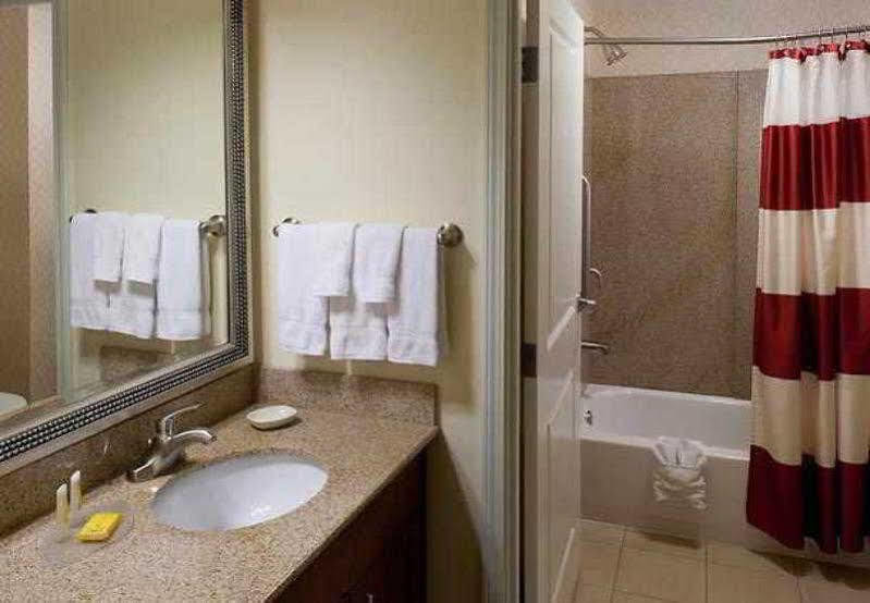 By Marriott Chicago Lake Forest/mettawa Mettawa
